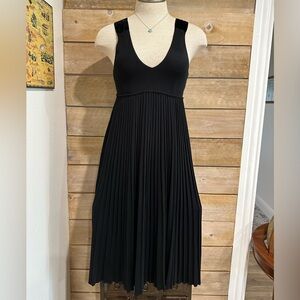 BALLY Black Pleated Knit Midi Dress Velvet Strap Designer Luxury Size 42 NWT